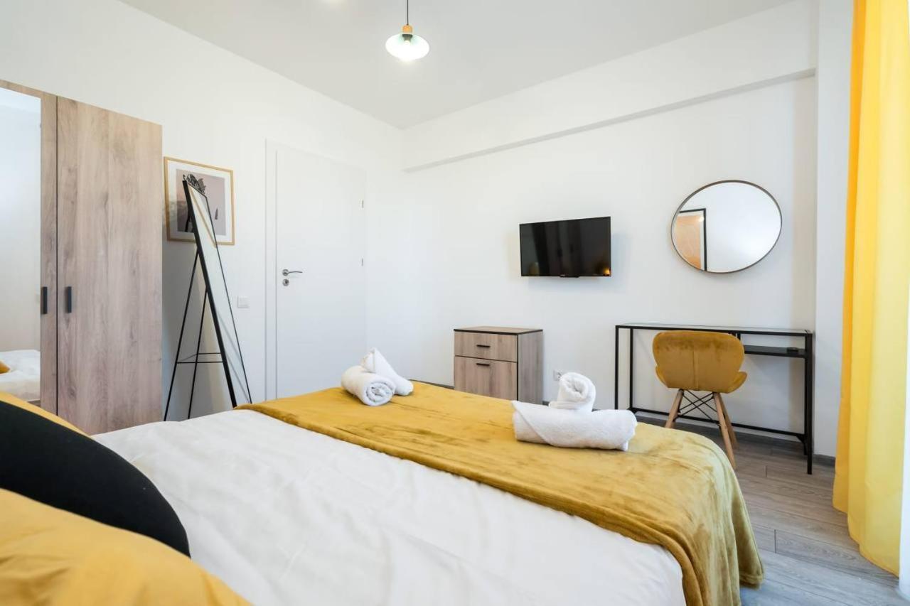 Appartamento Carol New Building With Balcony Bucarest Esterno foto